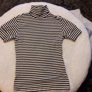 Black & white striped top